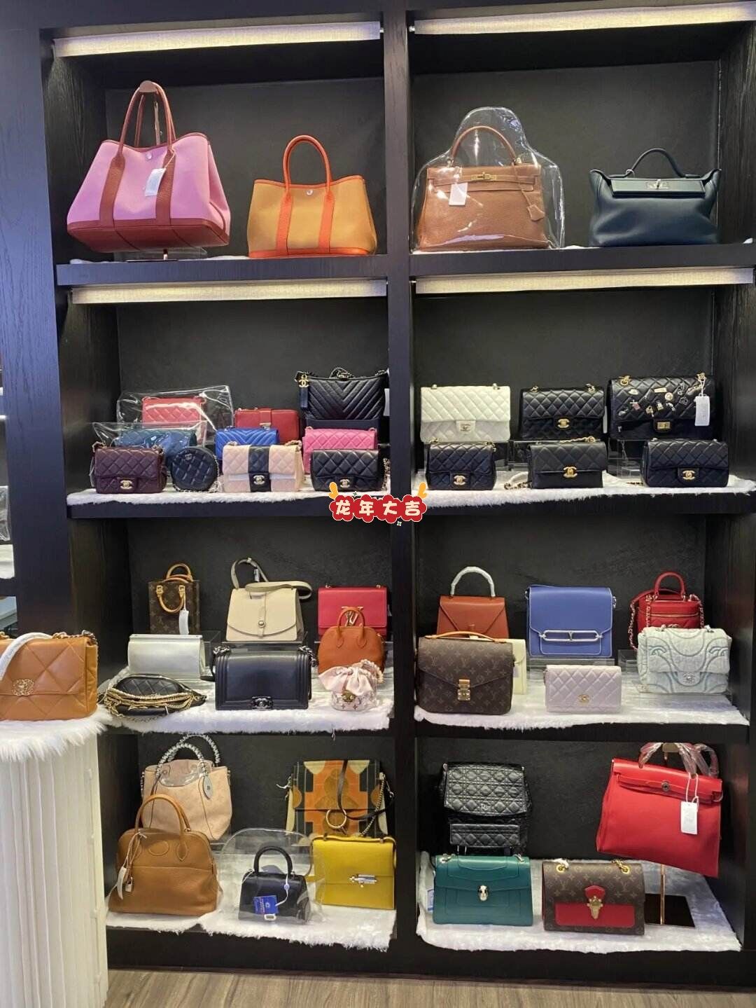 ���幤�̻�Ӫҵִ�ա��ڻ��ջƽ�Ĺ��̵��б���Ҫ���ʸ�֤��ſ��ԣ����û��Ӫҵִ�յĻ��ͻᱻ�ж�Ϊ�ڵ꣬����ƽ���յ�Ӧ�������幤�̻�Ӫҵִ�ա�Ӫҵִ������ҵ����Ӫҵִ�յļ�ƣ�����ҵ����֯�ǺϷ���ӪȨ